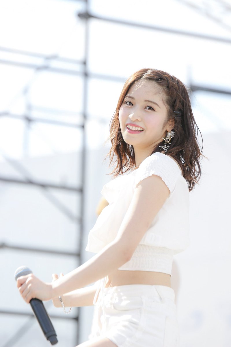 monlygls's tweet photo. @Happymiyu0827 晴れ女感あるみゆたんの写真ぱっと集めてみた🌞☺️ https://t.co/KQK9q7kEVQ