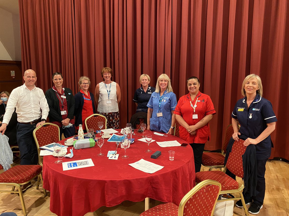 VeronicaCleland's tweet photo. #HereForLife Happy International Nurses day to all our colleagues and partners @setrust @pauladevine1 @Rosemchugh12 @maryfrancesmcm3 @nickipatters https://t.co/layxd0fdLy