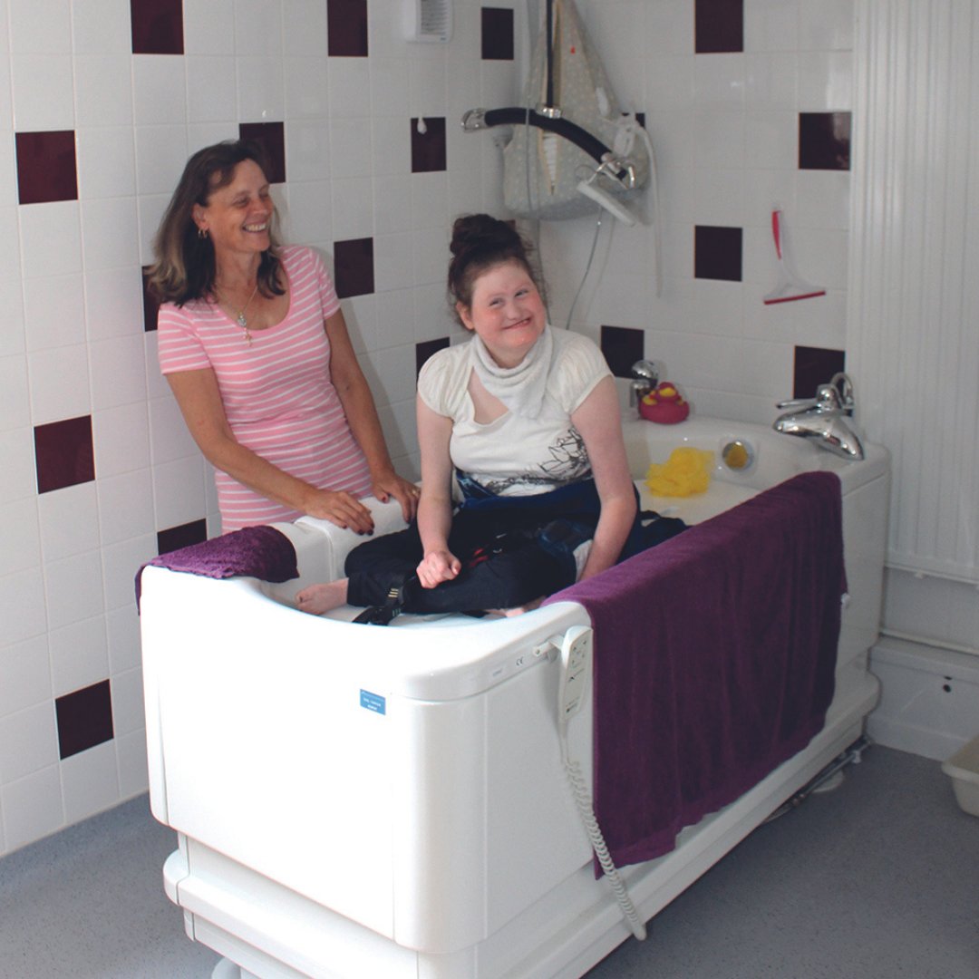 abacusbaths's tweet photo. Many children and adults prefer bathing to showering, yet a standard bath can be unsafe for bathers with limited mobility. With ownership of a powered bath, bath time can be enjoyable with improved convenience, safety, and peace of mind. https://t.co/o5nqPuGjaW
#BathingIsBetter https://t.co/7tz0wv3paR