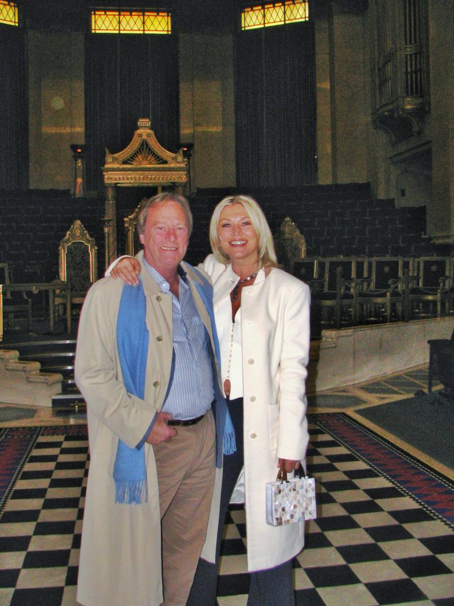 UGLE_GrandLodge's tweet photo. We were sad to hear about the passing of Dennis Waterman this week.

We found this picture in our archives - taken during some filming of New Tricks at @freemasonshall https://t.co/v7FUdhFKSz