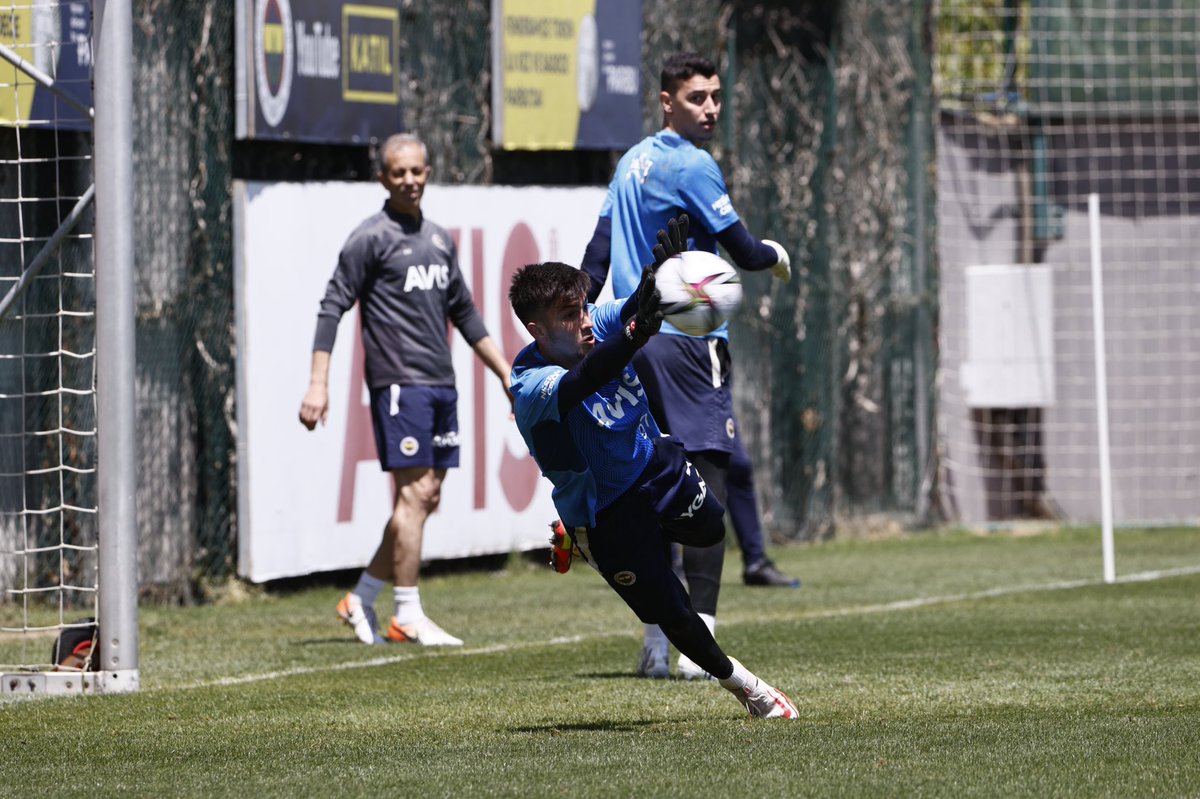 Çalışmaya ve öğrenmeye devam #fenerbahce