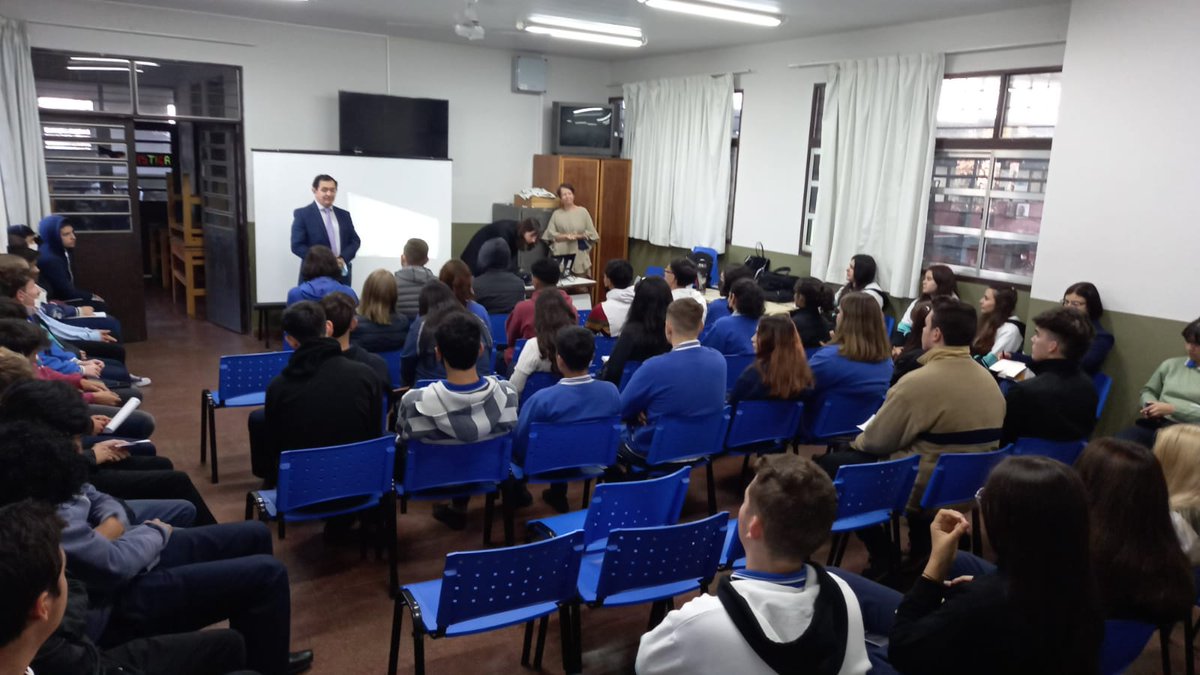 Proyecto Los Jueces en la Escuela.  Amadeo Bonpland. Regional II Obera. 
<a href="/EscurdiaViviana/">Viviana E Escurdia</a> <a href="/CGEMisiones/">CGE Misiones</a> <a href="/jalbertogalarza/">Juan Alberto Galarza</a> <a href="/linares_cielo/">Cielo Linares</a> <a href="/BarbaroLorena/">Analia Lorena Barbaro</a> <a href="/misioneseduca/">Educación Misiones</a> <a href="/ArtuiLucila/">lucila mabel artui</a>