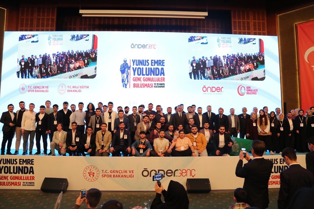 Ankara Kızılcahamam’da gerçekleştirdiğimiz Yunus Emre Yolunda Genç Gönüllüler Buluşmamız sona erdi. Bir sonraki yıl görüşmek üzere sevgili gençler.. 😊♥️

 #YunusEmreYolunda #GençGönülüllerBuluşması