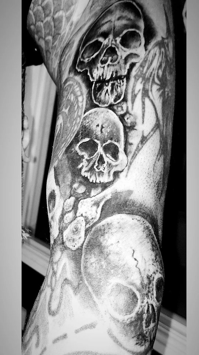 king_body_art's tweet photo. Ive now added more skulls to my tattoo collection and I also have a silicone skull surgically implanted under my chest. #underneathweareallthesame #modworld #skulls #tattoos https://t.co/u8sotSuYER