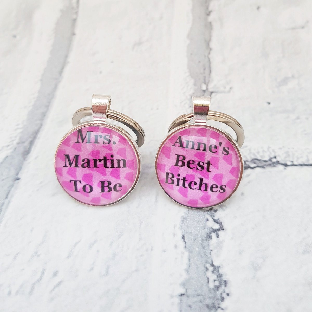 martisanne's tweet photo. Custom hen party favours, hen party gift, bride to be keychain, keyring, bachelorette favour, wedding favour, best bitches, team bride, W1 https://t.co/V8jaTPvrie #TMTinsta #EtsyTeamUnity #CustomKeyring https://t.co/jEkLGgGYUm