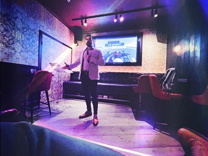 jtgymaddict's tweet photo. So I don’t just host Discord AMA’s and Twitter spaces. This is actually my IRL job too! I do love an audience, but love even more being a #degen - hanging out with project founders and my @Ascendants_nft pass holders😎 #AMAhost #nftcommunity https://t.co/mdNKLJpupm