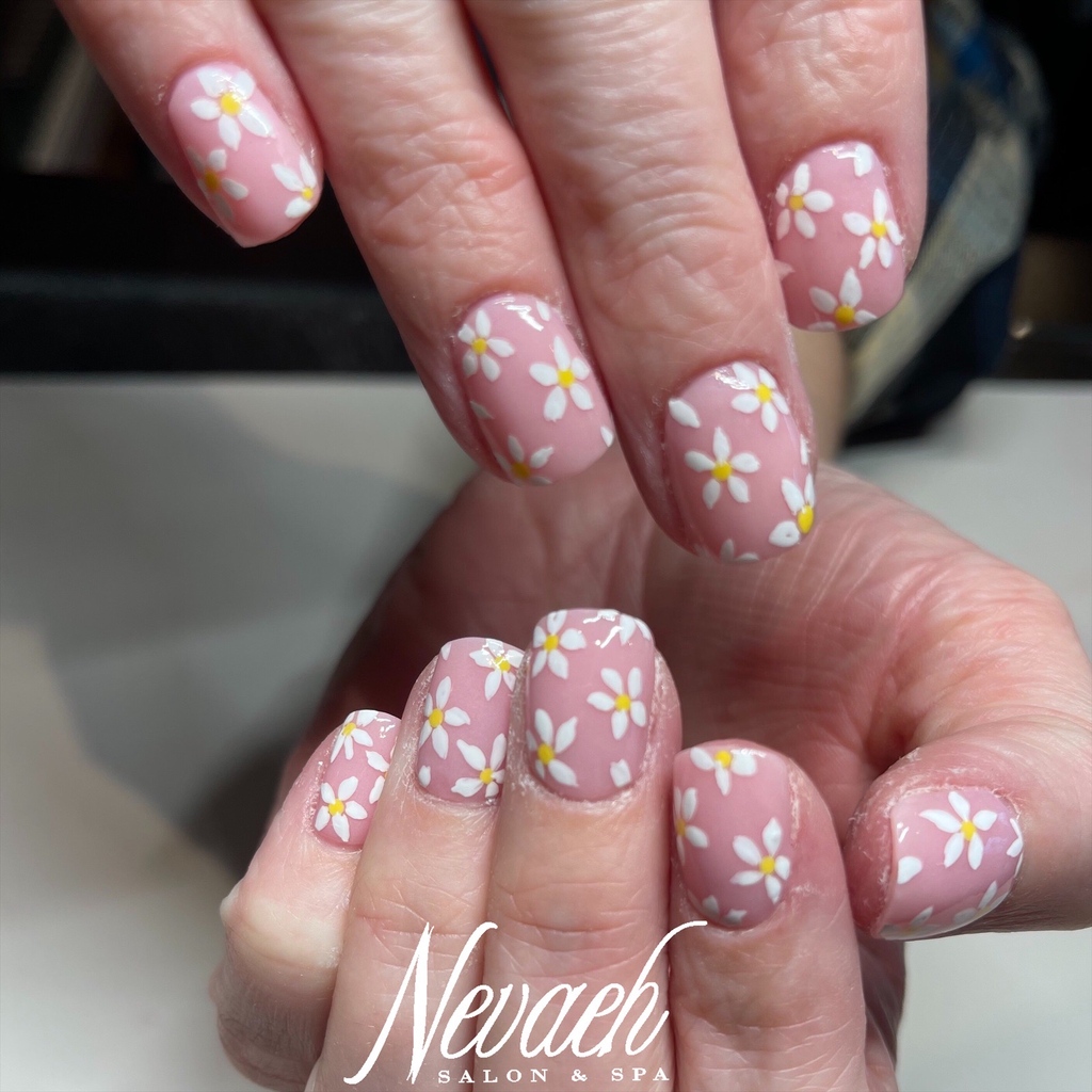 NevaehSalonSpa's tweet image. The sweetest daisy nails! 🌸🌸 Dip powder by Kim H.

#nevaehsalonspa #nevaehsalonspaminerva
#daisynails #nailsnailsnails #nailiartist
#nailideas #nailinspo #springnails #nailart
#ohiosalon #ohionailart #ohionailartist #ohiospa
#minervasalon #minervanailart #minervanailartist