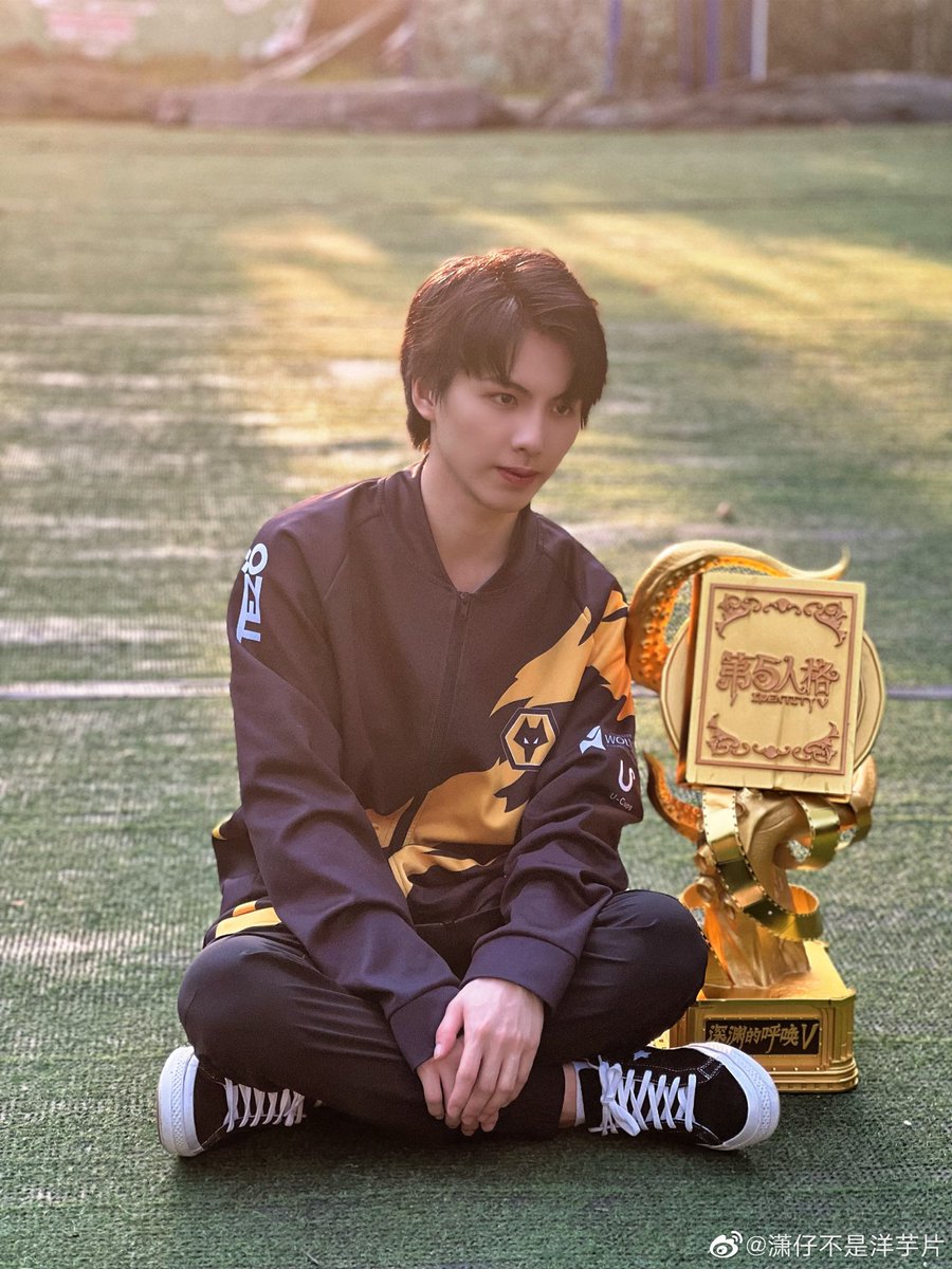 WolvesIDV_ThFan's tweet photo. รูปปาชีจากคุณเซียวเซียวค่ะ 

#WolvesXCOAV #Wolves_487 https://t.co/idv3nIn90y
