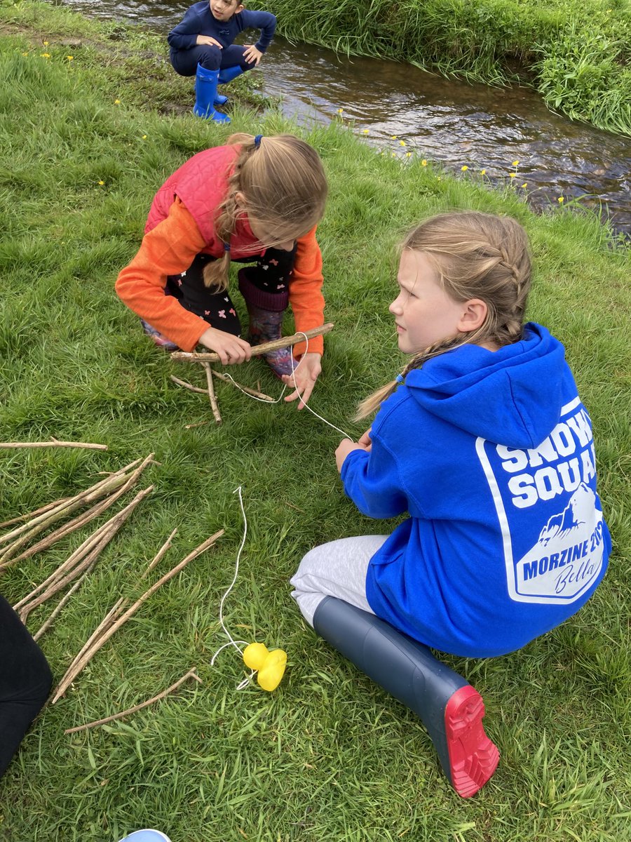 ManorHseSchool's tweet photo. Having fun building a raft for our ducks #IndividualChallenge https://t.co/psQe1sAN8y