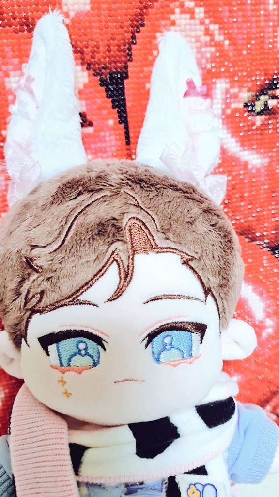 GizzardSha_d's tweet photo. 하아 너무 예뻐요... 🥺🥺 토끼중의토끼는 달콤토끼귀를가진 토끼다... 사실 이걸 씌워줄 친구들이 아직 제작중이라 알티이벤으로 받은 하양하양토끼만 살짝 뜯어서 내새끼한테 씌워줬는데 완전 돌고래토끼 됐어요 사랑스러움의 극치... 😭😭💕💕 알티이벤정말감사합니다...

@Lovely_cotton_D https://t.co/yYDaOgnD7k