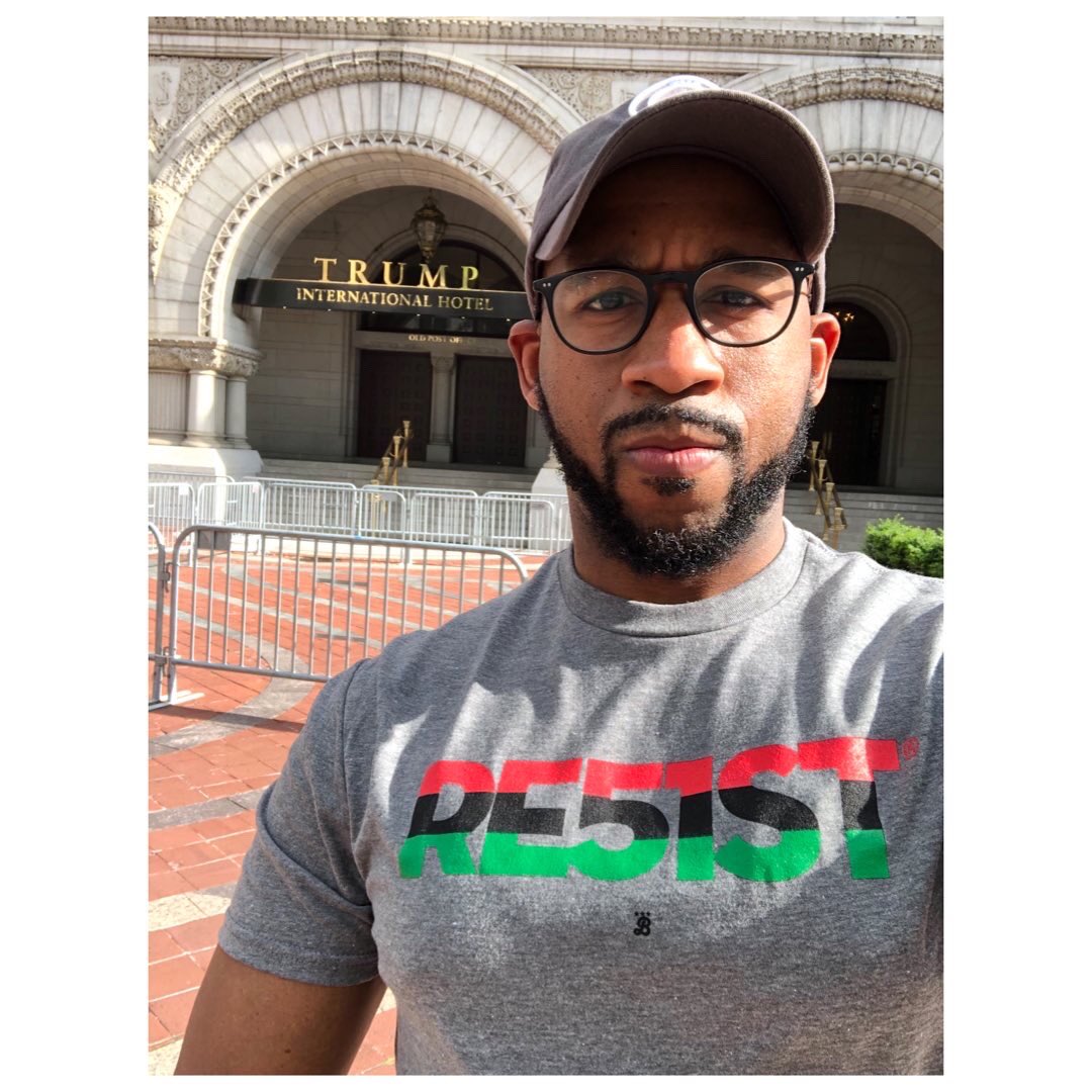 BailiwickCrewDC's tweet photo. #TBT A trip down memory lane
Proud that we outlasted 45’s hotel.
Every time we rolled out a new #RE51ST shirt, this was the first place we took it for a pic.
Keep on resisting. Keep on moving forward. We can’t go backward. There’s still a lot of BS out here to RE51ST ✊🏾 https://t.co/T211x6kJ0l