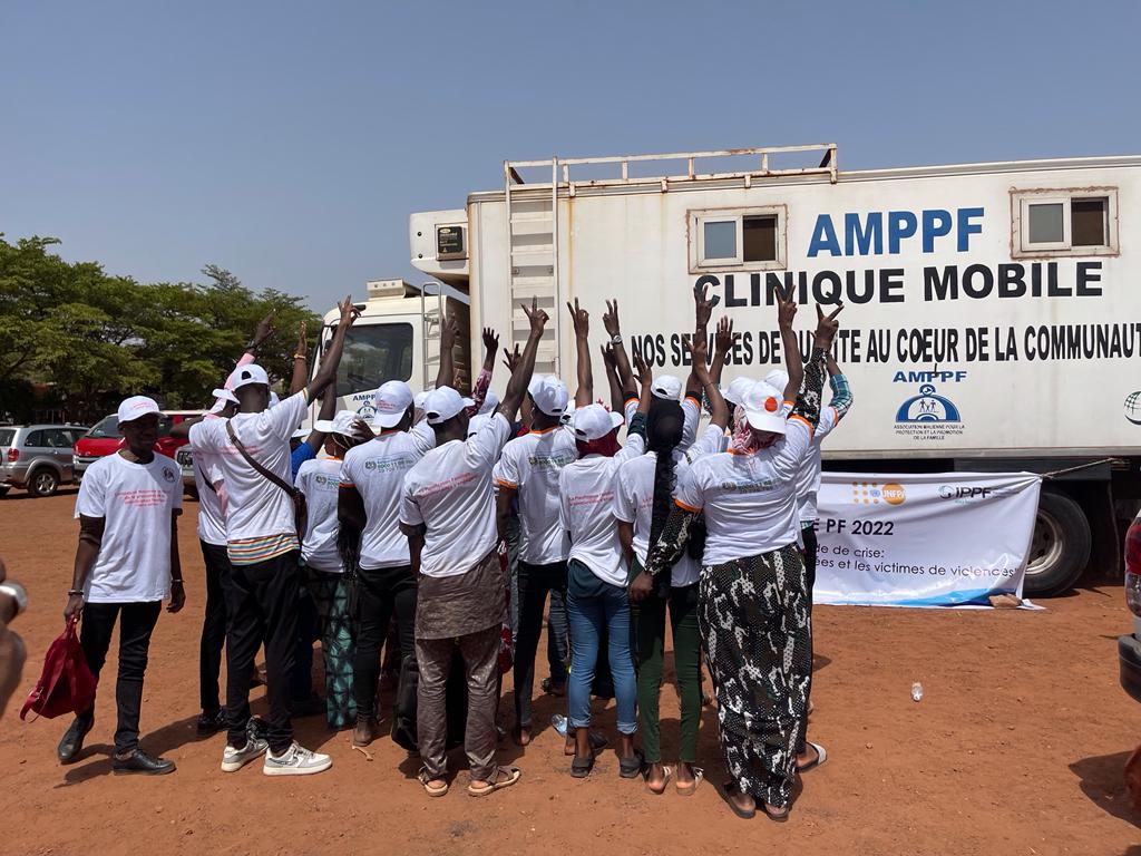 lalla_moida's tweet photo. Aujourd'hui a eu lieu le lancement de la campagne en faveur de la promotion de la planification familiale 18ème édition. Couplée au dépistage du Cancer du col de l'Utérus et du Sein. https://t.co/4ixispqeGe