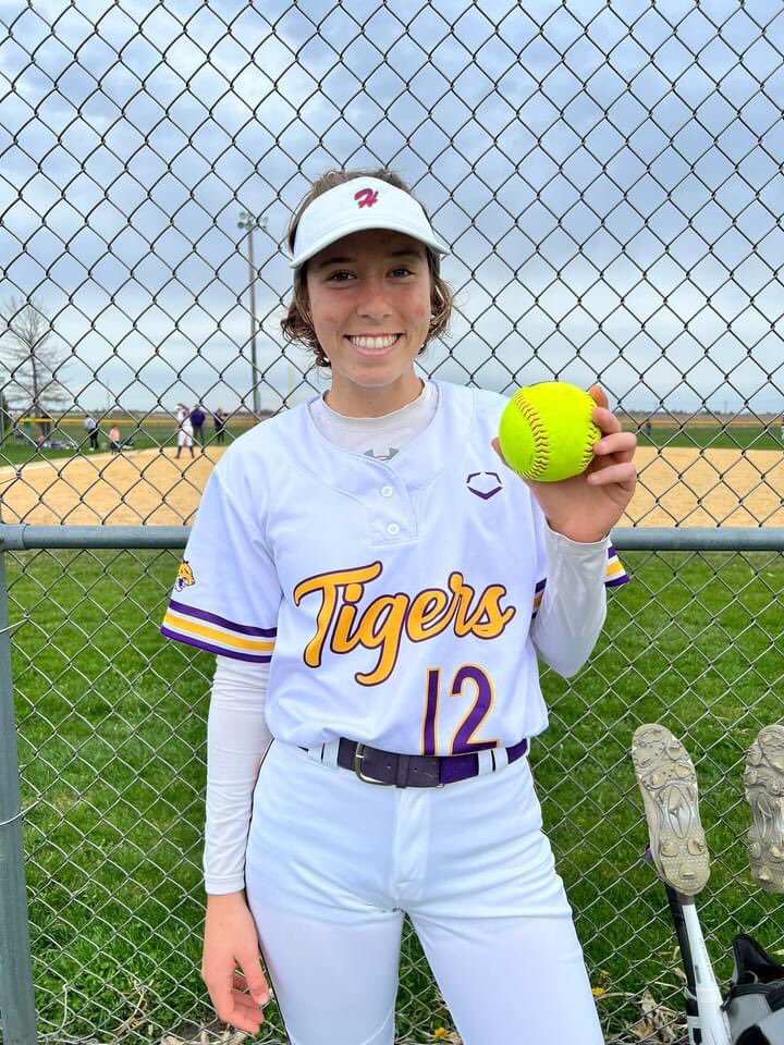 GoHavoc05's tweet photo. Happy 17th Birthday to @GoHavoc05 infielder @Teagannees2023 !!!! Have a great day 12! #MakeAWish #Ninja #Tiger #Neezy #Wheezy #Gravy https://t.co/OWPrXXi5Gq