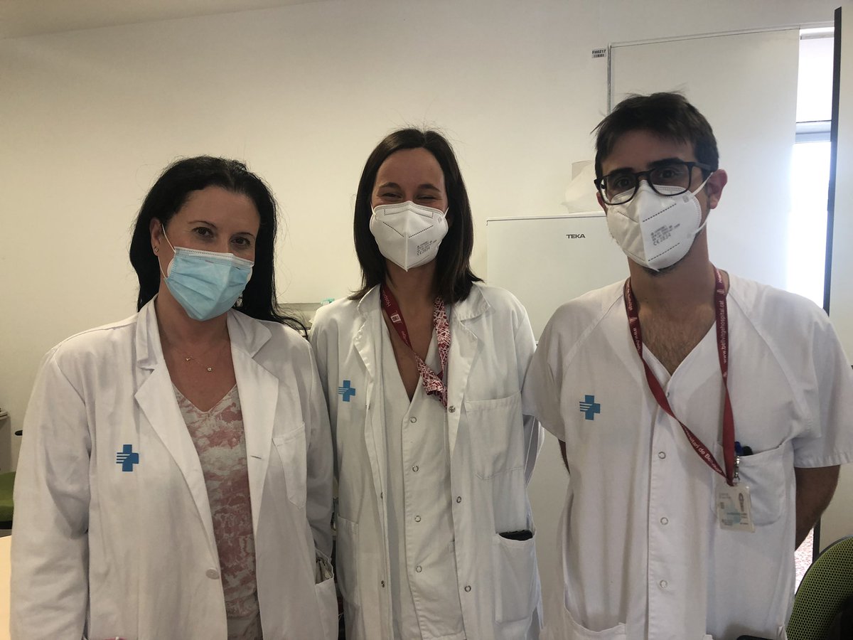 Trasplbellvitge's tweet photo. En el #DiaMundialdelaInfermeria voliem  donar visualització a la gran tasca de la Infermeria de la Coordinació de Trasplantaments de  @hbellvitge en la donació de teixits. Excel.lent feina i amb grans resultats. Molta ajuda per milers i milers de pacients!!!❤️ #orgullbellvitge https://t.co/eKOBzVwrko