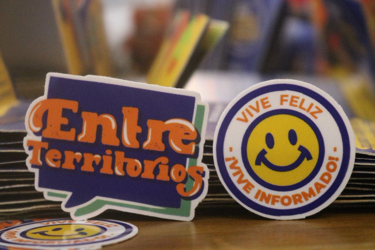 baulpolisemico's tweet photo. Fotos para recordar #EntreTerritorios, el Encuentro Nacional de #SomosEnlace organizado por @LaOtraJuventud en alianza con @UNICEFColombia 🤗. Un evento para aprender, compartir y seguir construyendo la Red de medios comunitarios y organizaciones sociales de Colombia 🇨🇴. https://t.co/AU4dFGP2VD