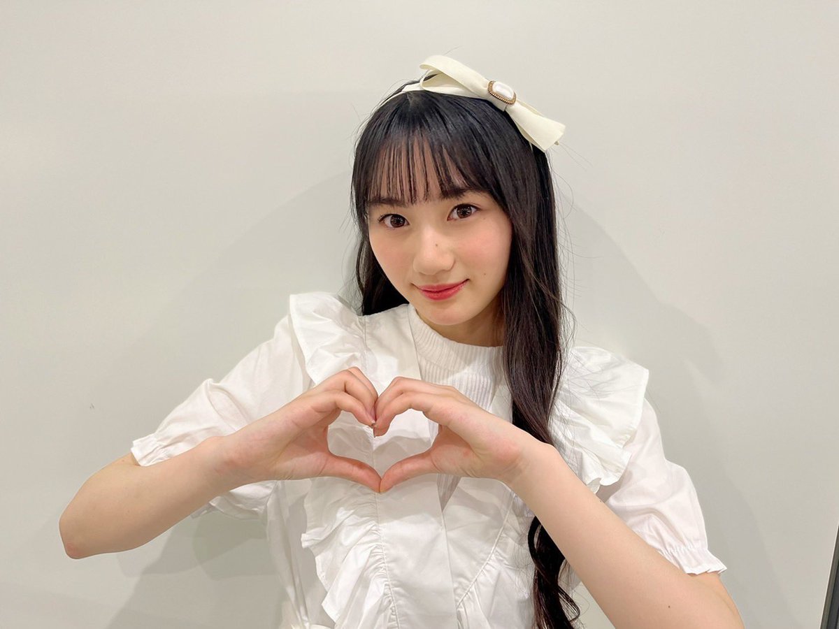 乃木坂46 - はやて FSjacLUVIAAtQ7D.jpg