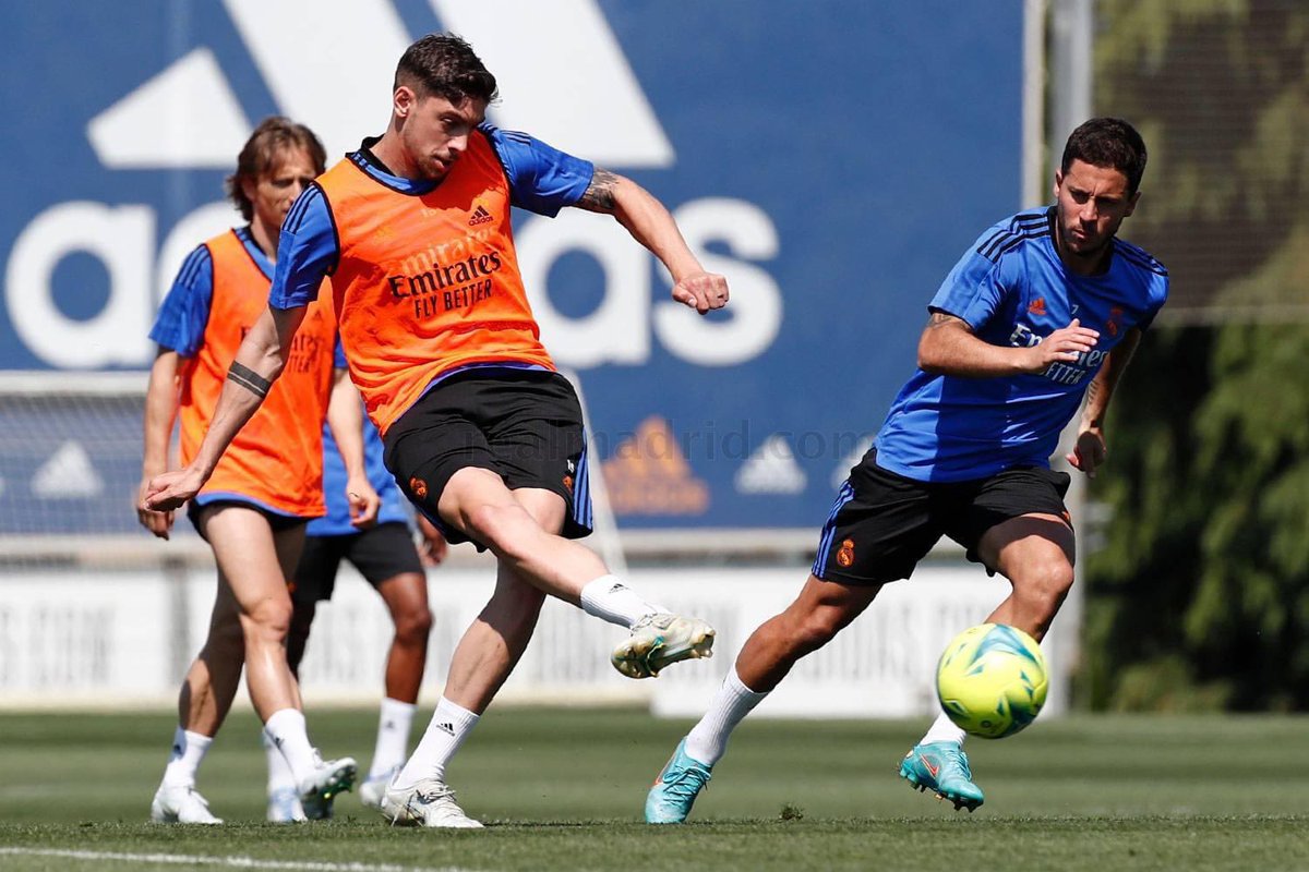 FCRealMadridFT's tweet photo. Some pictures from today's workout.
 As you will notice, a few players from Team B trained with Team A. #RealMadrid #HalaMadrid #laliga #Bernabeu #fcrealmadridfantoken https://t.co/uKSa0t1pAX