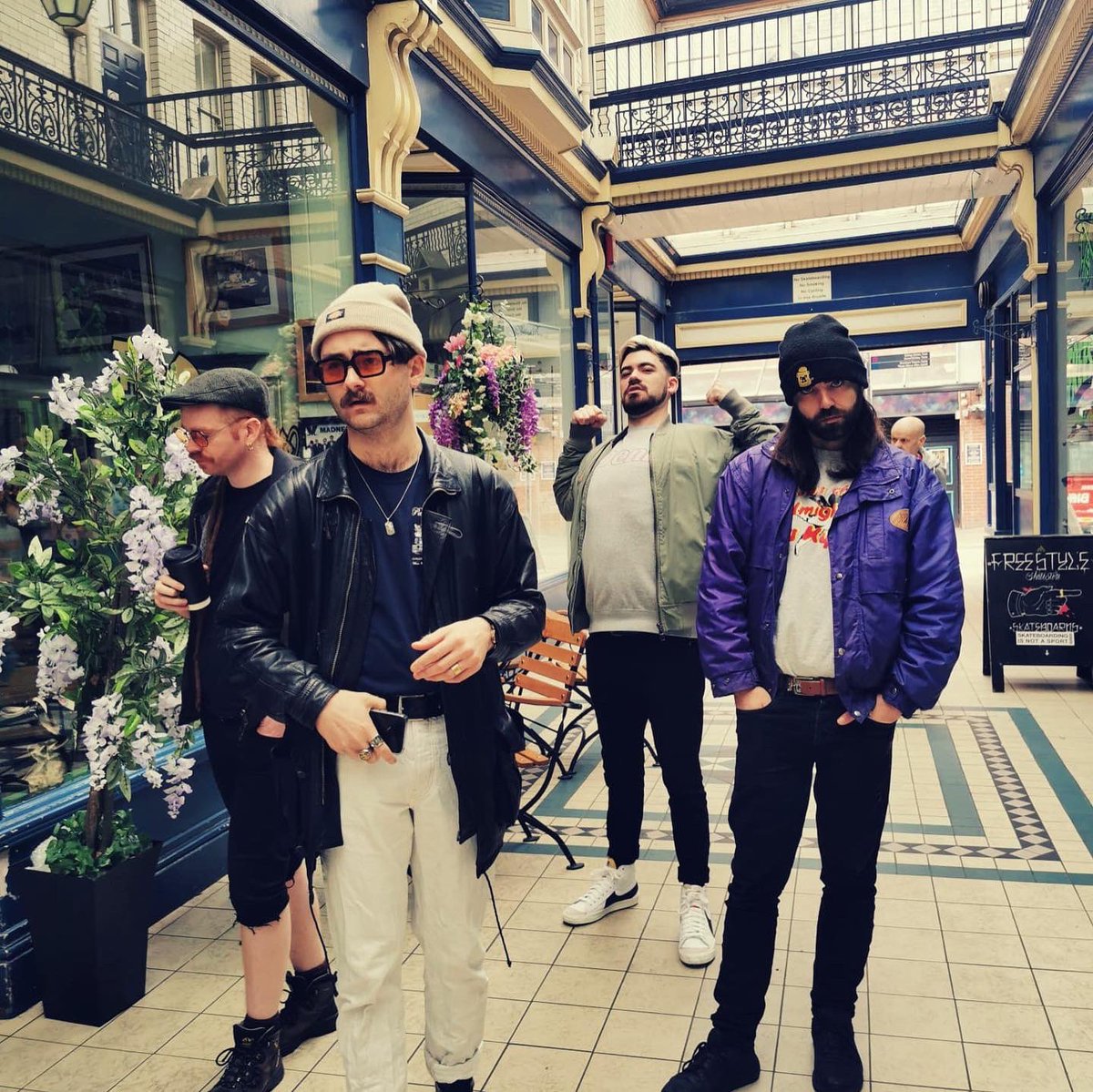 thumper666's tweet photo. En route to Brighton’s @greatescapefest - we play tomorrow (Friday) at 4.15 on the @musicvenuetrust stage 🦨

Big merch drop to whomstever takes a photo underneath our billboard on the Lewes Rd and tags us. We’ll pick a winner and give it to you at the show x 

📸 Dav https://t.co/7g9dsiWGo4
