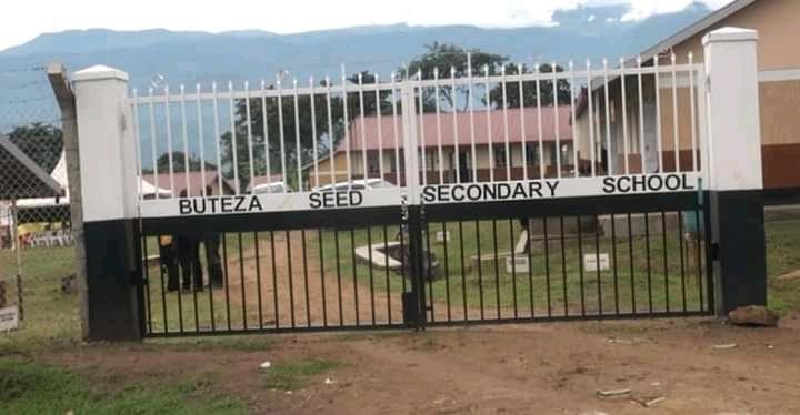 @DuncanAbigaba @KagutaMuseveni @GovUganda I can confirm that in my home district and to be specific sub-county, Buteza Seed Secondary School construction was completed and was commissioned earlier this month.

#GovernmentWorks
#ThePresidencyUG