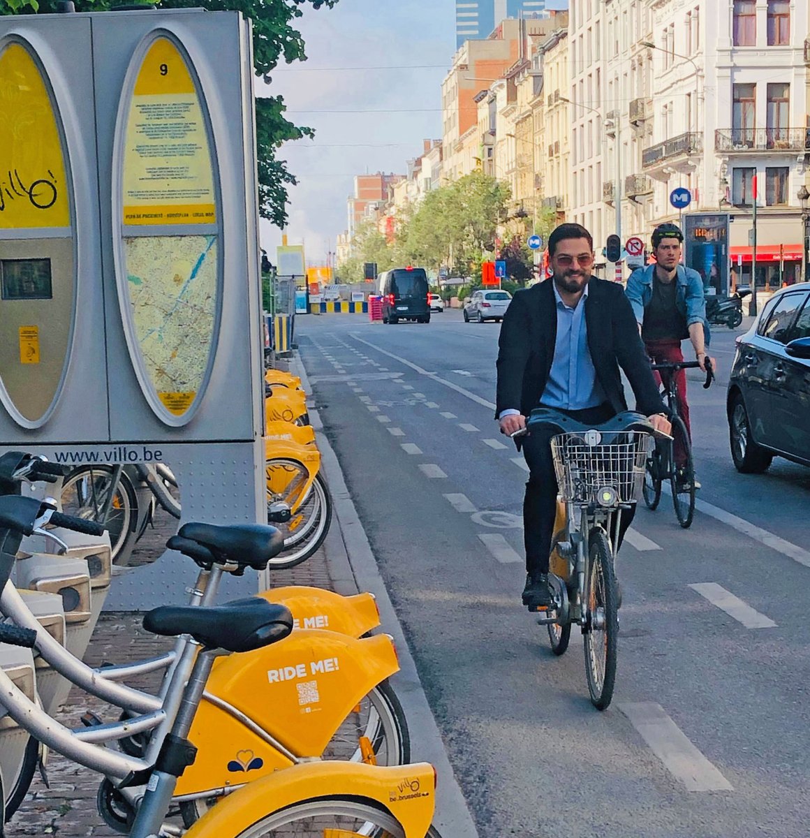 qucit's tweet photo. 📣 Today, Qucit is to Brussels at the @Cycling_Ind_EU's #CIE2022Summit! An opportunity for our team to trying the #villo bikes managed by @JCDecaux_be 🚲🎶
See more informations about the event 👇
https://t.co/K0P7C8Tamc
#bike #event #mobility @Villo_brussels https://t.co/IerkUXfb0P