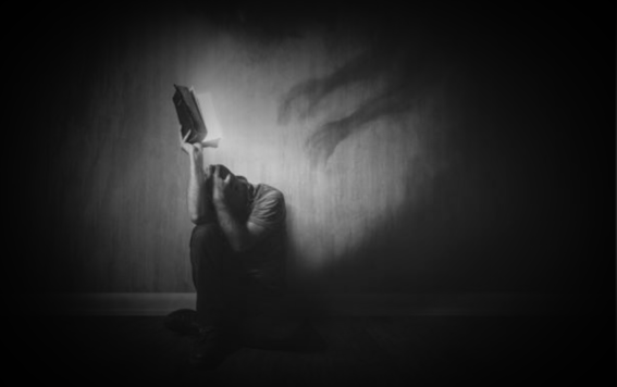 AndiMarchal's tweet photo. I hear your poetry
Lyrical whispers of darkness
As you walk the morbid paths
You always wrote such sorrow
But this is not an elegy
A lament for your soul
Even as your spirit haunts me
Still, I call you my muse 

#TalesNoir
#MayFalls22
#PostedMortem
🎨 Pinterest https://t.co/PlnwXYebiP