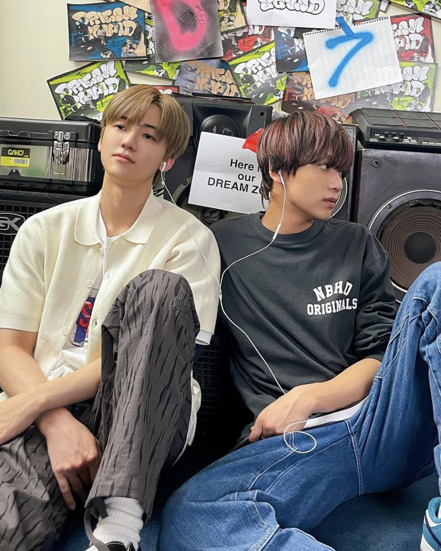 Sherlock_KG's tweet photo. - 🫶🏻🐻🐰🫶🏻 - https://t.co/3Zdej4ZtKq