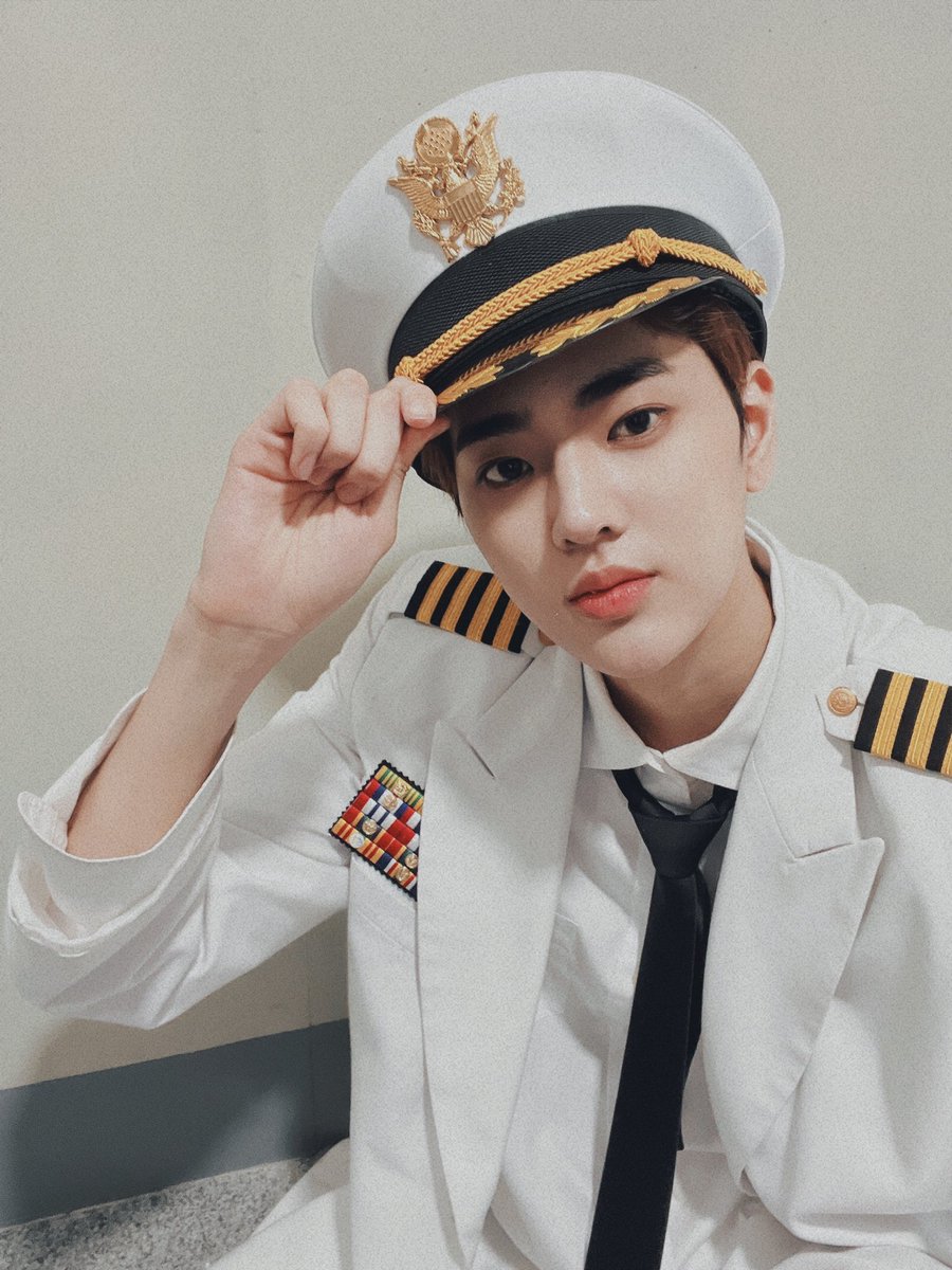 TPSTmessages's tweet photo. [fancafe] 220425 🐬☕️

“iE, let’s leave together!🌊”

(1/2)

#tempest #tpst #템페스트 #eunchan #은찬 https://t.co/QRsJU8HkJ2