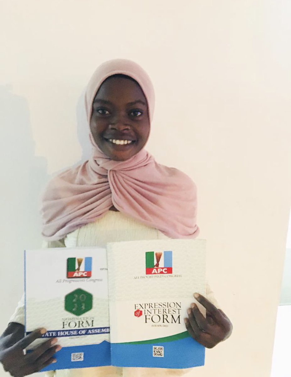 keyint_PR's tweet photo. POLITICS: @Rukayatshittu06 picked up her expression of interest and nomination forms to contest the Owode Onire Constituency seat at the #Kwara State House of Assembly. What will be the out come of her interest ?
#KwaraState
#KeyIntelligence🗝
@Gidi_Traffic https://t.co/UuxcPguc4N