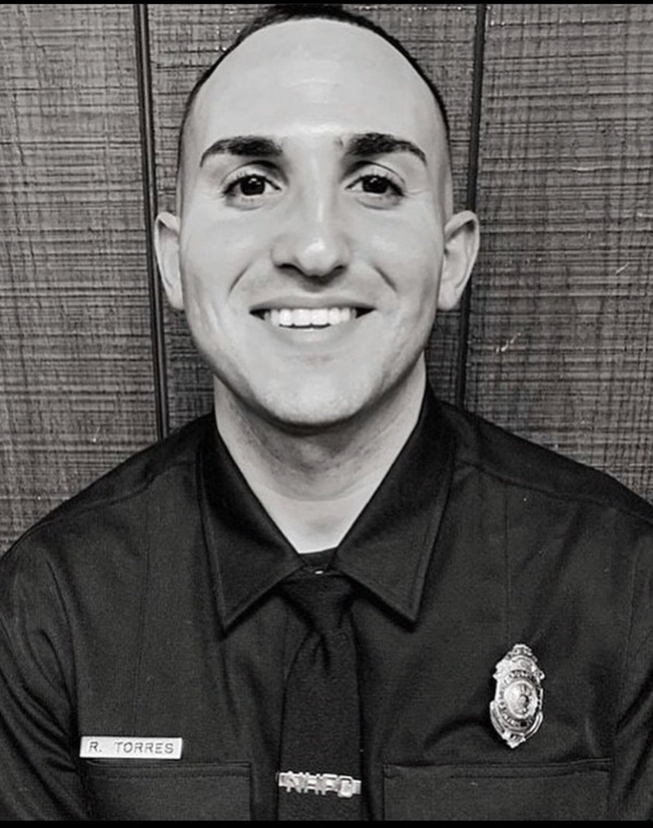 NewHavenFire's tweet photo. One Year ago today, FF Rico Torres lost his life while fighting a fire at 190 Valley Street in New Haven. Ricardo was a son, brother and father. Please keep his family and ours in your thoughts today! 🚒🧑🏾‍🚒❤️‍🔥😢 https://t.co/u8wNCzyigS