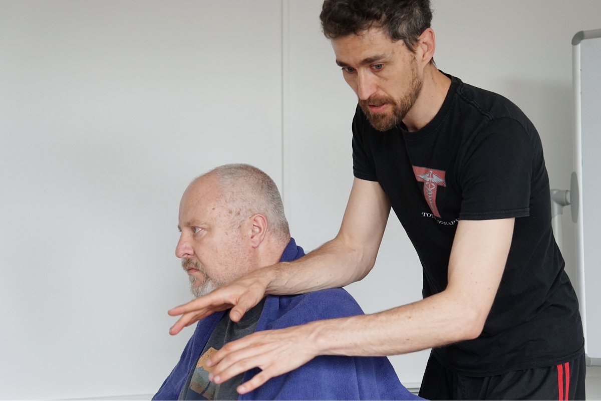 RobinDeeley's tweet photo. .@TT_Redditch @version1 Version 1 Redditch organised on-site massage treatments with Total Therapy Redditch, as part of our Health and Wellbeing Initiative. #insideversion1 https://t.co/GHs1rq7T7G