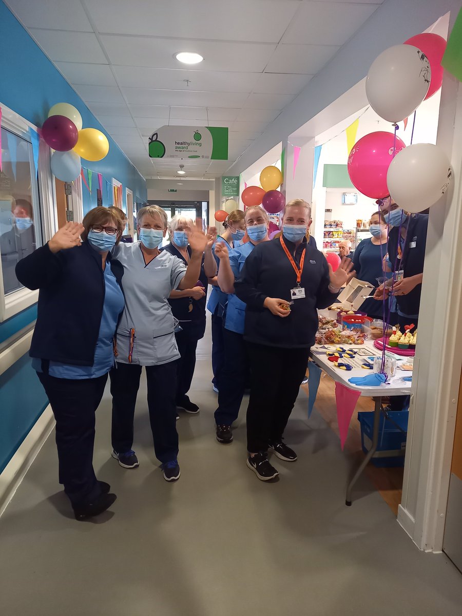 KirstyAnneJack2's tweet photo. How lovely to have this special celebration ❤ We're raiding funds for our colleagues in Ukraine, who are in our thoughts on International Nurses Day https://t.co/U0c4qITBep