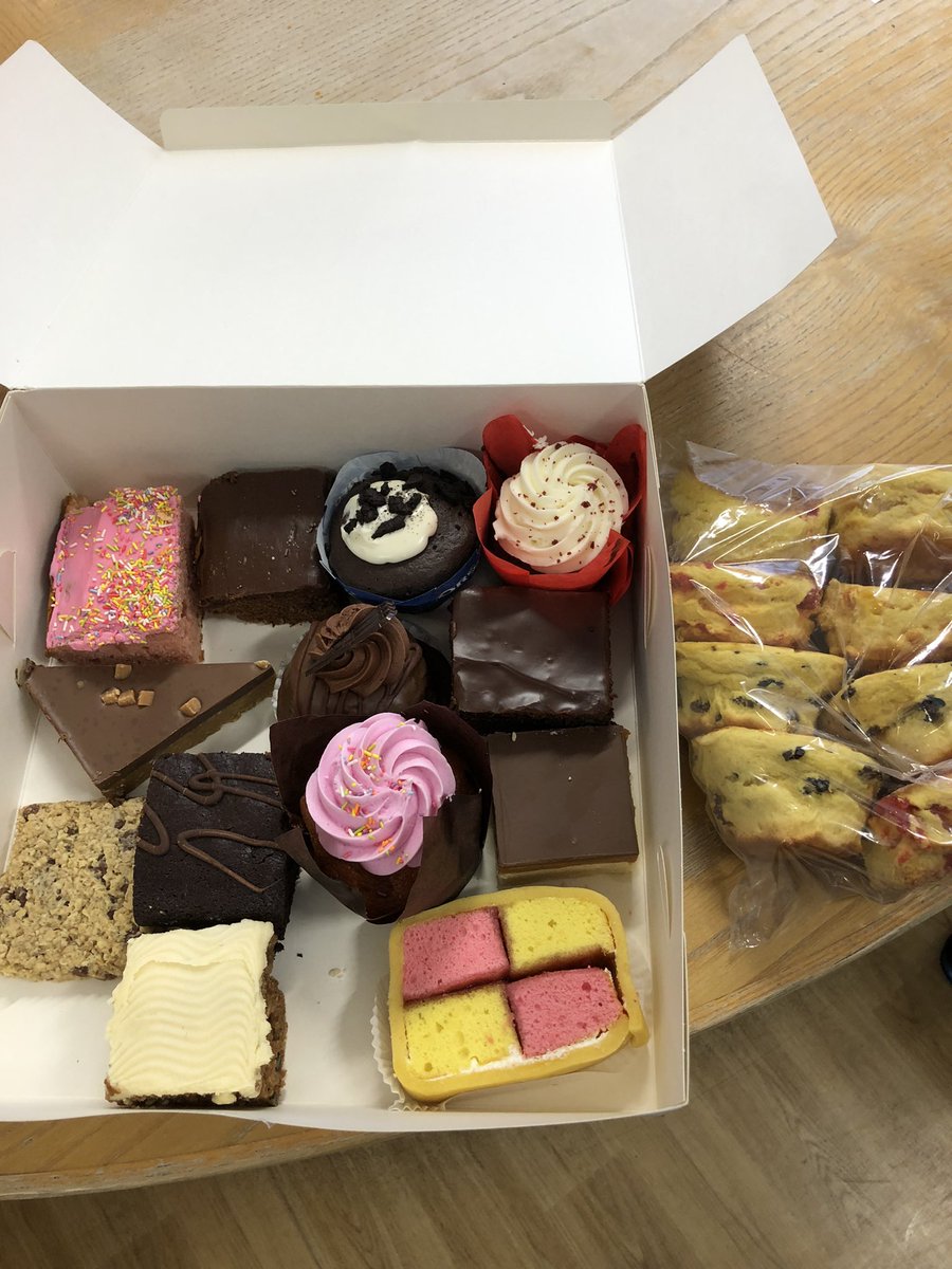 j00ls19's tweet photo. #HappyInternationalNursesDay gifts from our lovely consultants, Physio’s and OTs. @Ward19STFT @ZoePotter22 @suba_thiru @LmbClaire thank you so much it’s a pleasure to come to work with you all 💙x https://t.co/QUjrbdDKWg