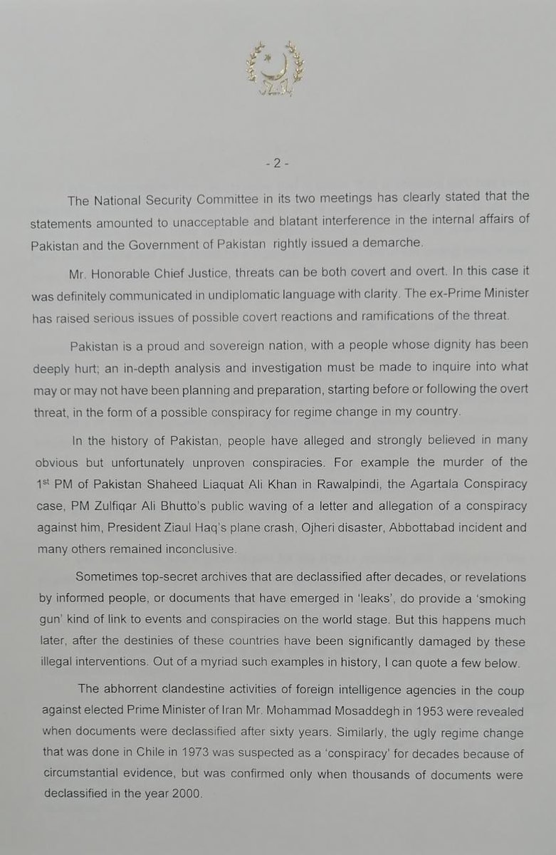 PresOfPakistan's tweet photo. صدرِ مملکت ڈاکٹر عارف علوی کا حکومت تبدیلی سازش کی تحقیقات، جوڈیشل کمیشن  کیلئے چیف جسٹس کے نام خط

مبینہ حکومت تبدیلی سازش کی تحقیقات اور سماعت کیلئے جوڈیشل کمیشن کی سربراہی ترجیحاً چیف جسٹس خود کریں، صدر مملکت https://t.co/bDbTEzGx7f
