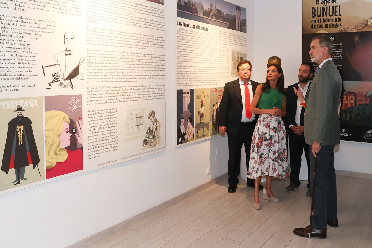 En su visita a Pinofranqueado, los Reyes han asistido al Centro de Documentación de Las Hurdes, un espacio de referencia para la investigación y la interpretación de la cultura hurdana a lo largo del tiempo.

➡️casareal.es/ES/Actividades…