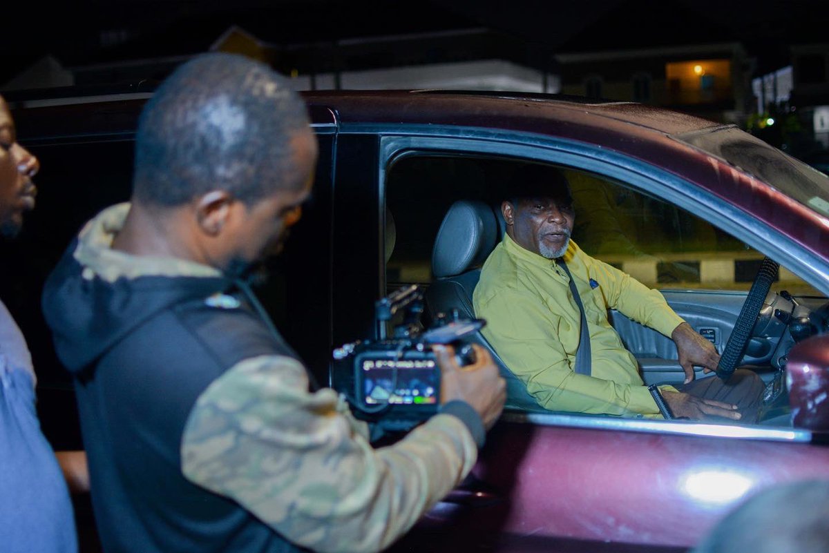 trafficbutter's tweet photo. "@peachstudiosNG: Norbert Young proved he was forever young in the #Obstructor film with his lines and other actors’ lines on cue 🫡 #Cinematography #Actor #Nollywood #Veteran #Film #Video #Traffic #Night https://t.co/ZuibmYnWBZ