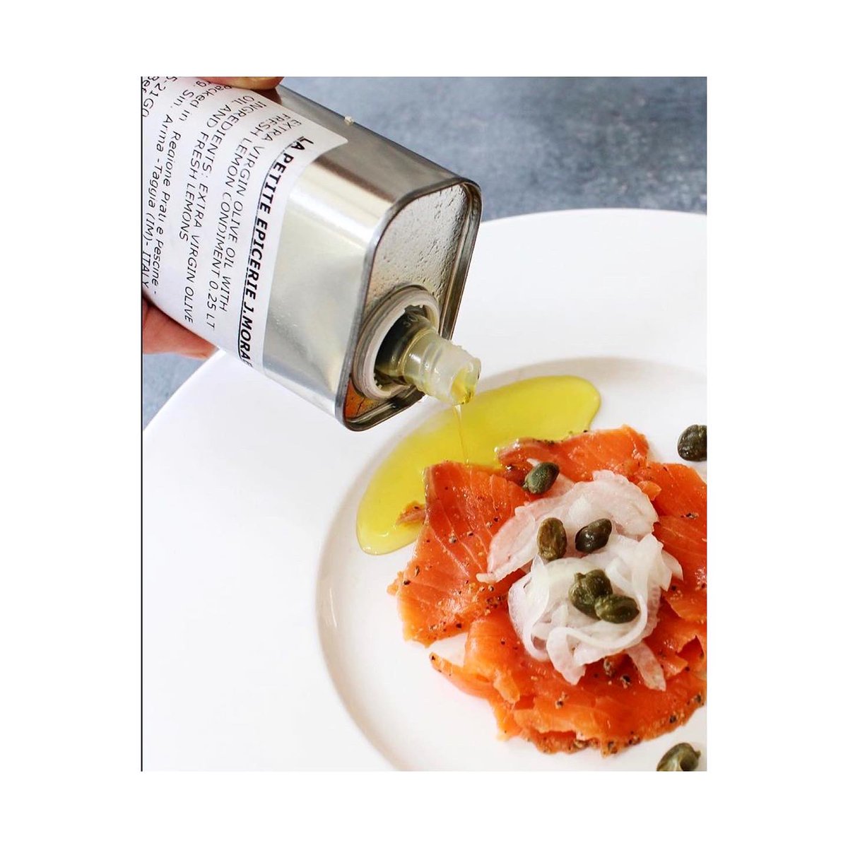 Galateofriends's tweet photo. Repost from Japan @la_petite_epicerie de @jacquelinemorabito by @galateofriends #foodline #extravergineoliveoil #lemonoil🍋 #friends #cobrand #japan #design @foodlovesfashion_ #marcobonaldo #mood #cool #attitude https://t.co/MLooTvCeIH