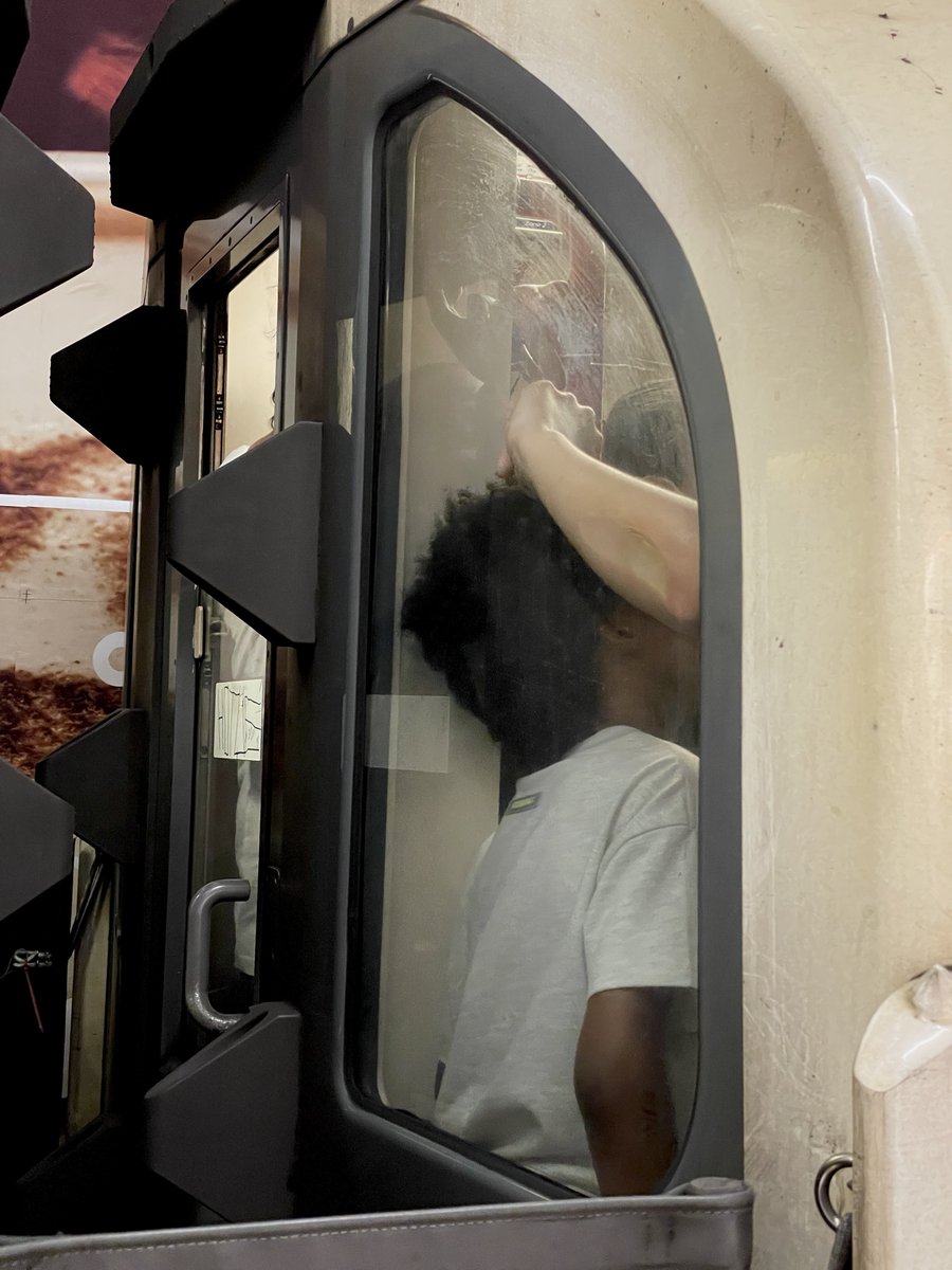 London Underground on the iPhone #streetphotography