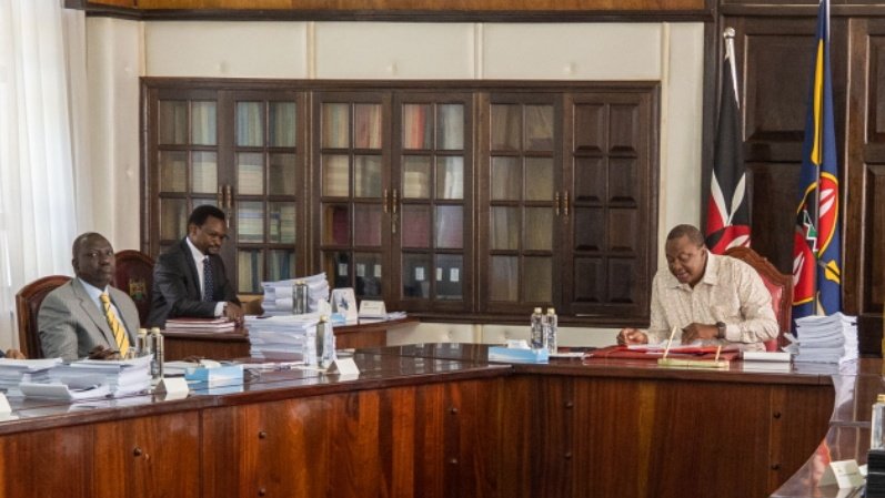 President Uhuru Kenyatta chairs a full cabinet meeting together the Chief Hustler himself. Munya||Moses Kuria Lintons||Thika||KEMSA Ruiru||Mount Kenya