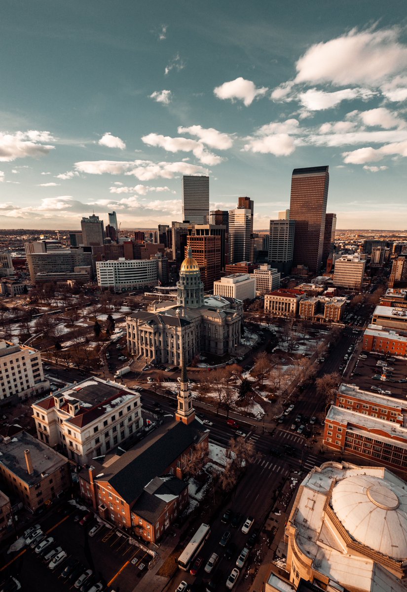 EMNormandie's tweet photo. From May 31 to June 3, a team from @EMNormandie will be in #Denver, Colorado, to participate in the annual @NAFSA conference 👩🏽‍💼👨🏾‍💼An opportunity to meet our partner universities and introduce @EMNormandie to the community! We look forward to meeting you there 🇺🇸 https://t.co/WwVcRuktf2