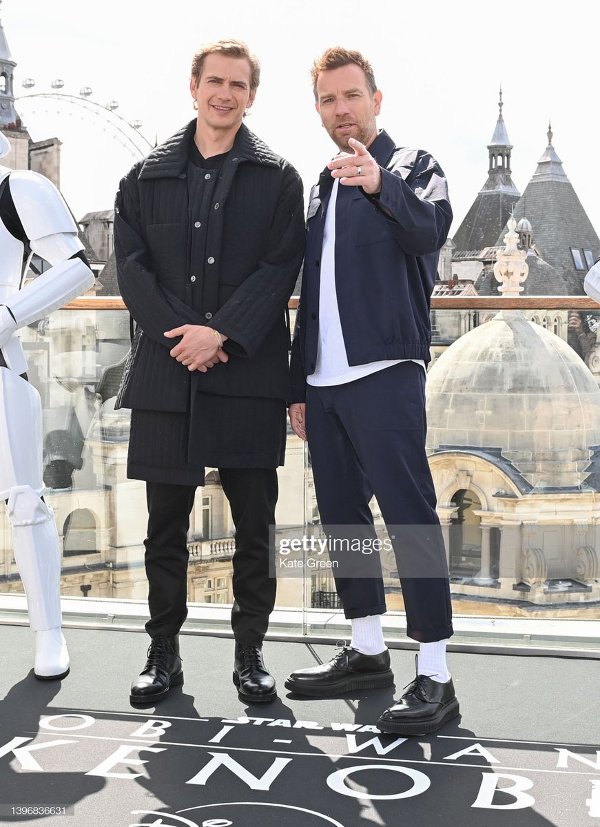 sw_holocron's tweet photo. Ewan McGregor and Hayden Christensen promoting #ObiWanKenobi https://t.co/rdRnT8oG1o