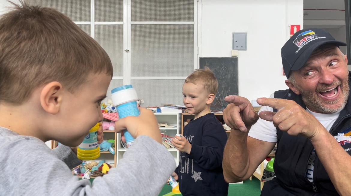 ukraineeqrelief's tweet photo. Eight tonnes of aid delivered to the refugee centre in Poznan, with a little assistance from the Polish military 🚛📦
Our team shared more incredible moments with the Ukrainian children - it's so wonderful to see them laughing and playing again 🥺💛💙 https://t.co/wI4Qq8CBf3