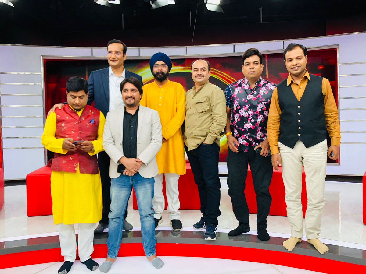 जिसे अब तक कोई नहीं लपेट पाया,उसे लपेटा गया News18India के शो लपेटे में नेताजी में। मेहमान थे तेजेंदर सिंह बग्गा जी को। पूरा शो देखे इस शनिवार रविवार को रात 8 बजे <a href="/News18India/">News18 India</a> पर ।
<a href="/TajinderBagga/">Tajinder Bagga</a> <a href="/OfficeOfBagga/">Tajinder Bagga Office</a> <a href="/kavichiragjain/">Chirag Jain</a> <a href="/kavigaurav/">kavi gaurav chauhan</a> <a href="/KaviSudeepBhola/">Sudeep Bhola</a>