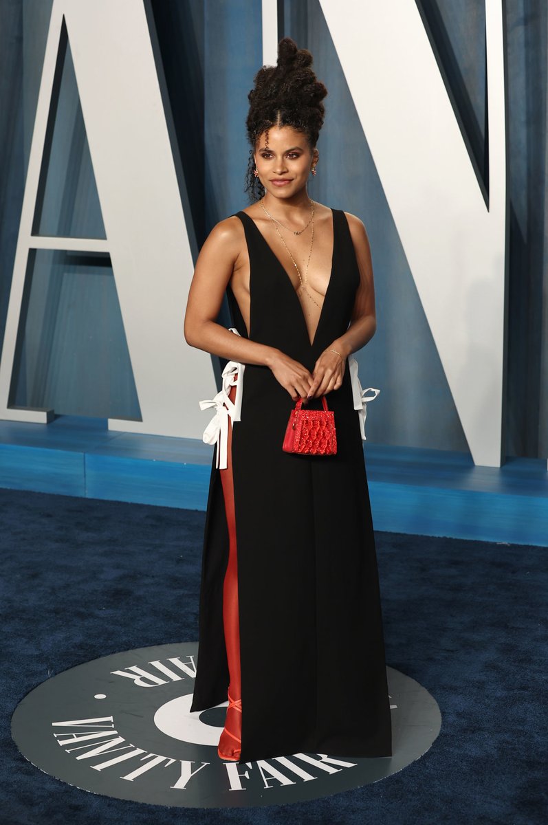 zazie beetz updates tweet media