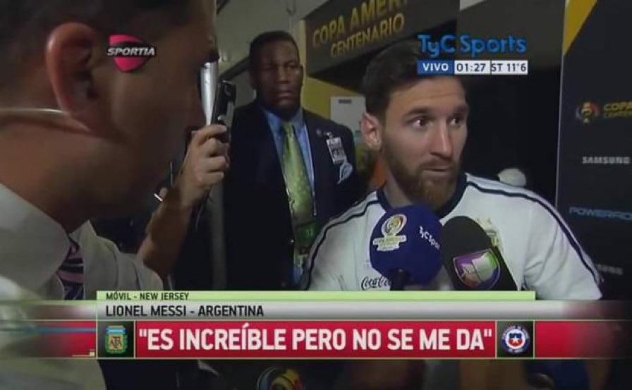 rodrigogaray98's tweet photo. Messi después de rebotar con la paraguaya https://t.co/n5r15xqPP8