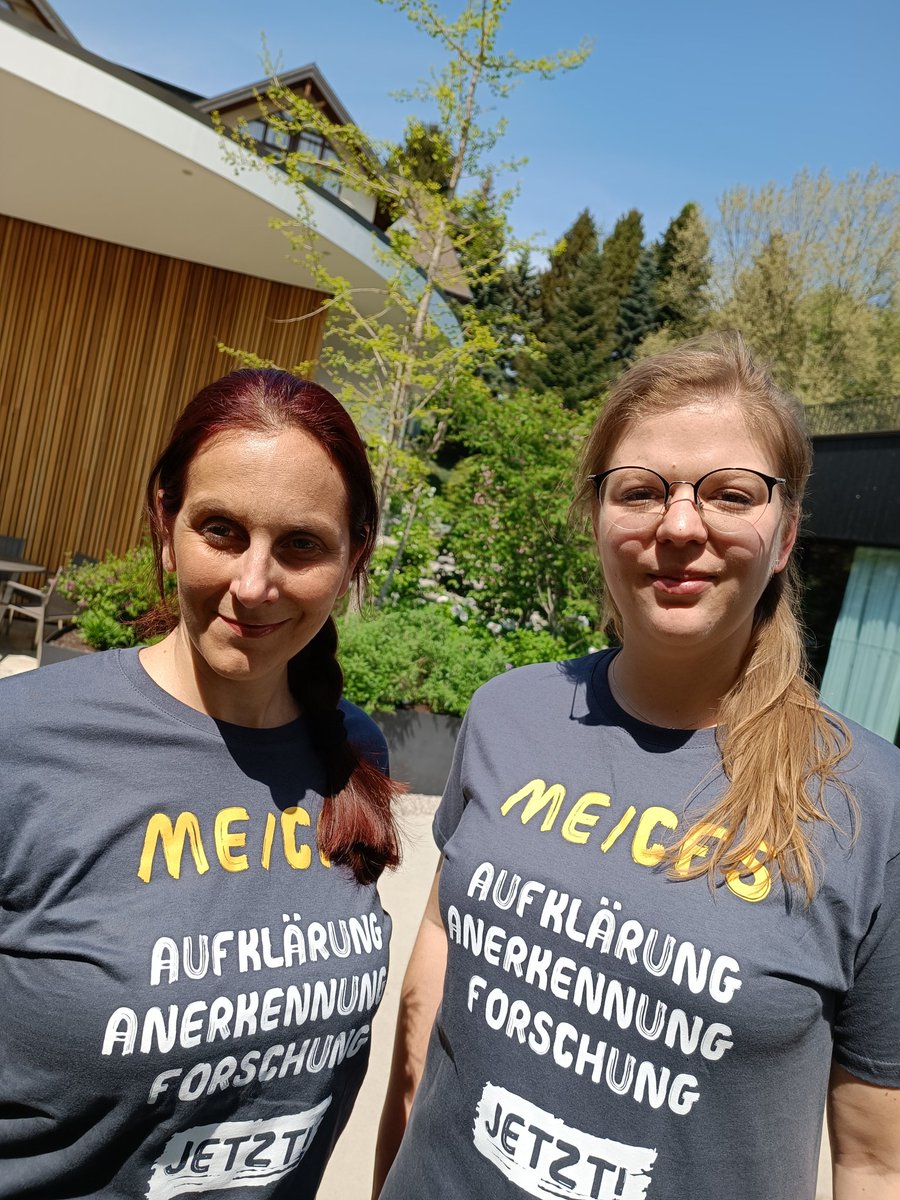 Heute ist nicht nur #TagderPflege sonder auch internationaler ME/CFS Tag. <a href="/Claudia_mitC/">Claudia Neumayer</a> und ich wollen gemeinsam mit dem <a href="/oegb_at/">ÖGB</a> darauf aufmerksam machen, dass es mehr Forschung, Aufklärung und Anerkennung der Erkrankung braucht! @CfsHilfe