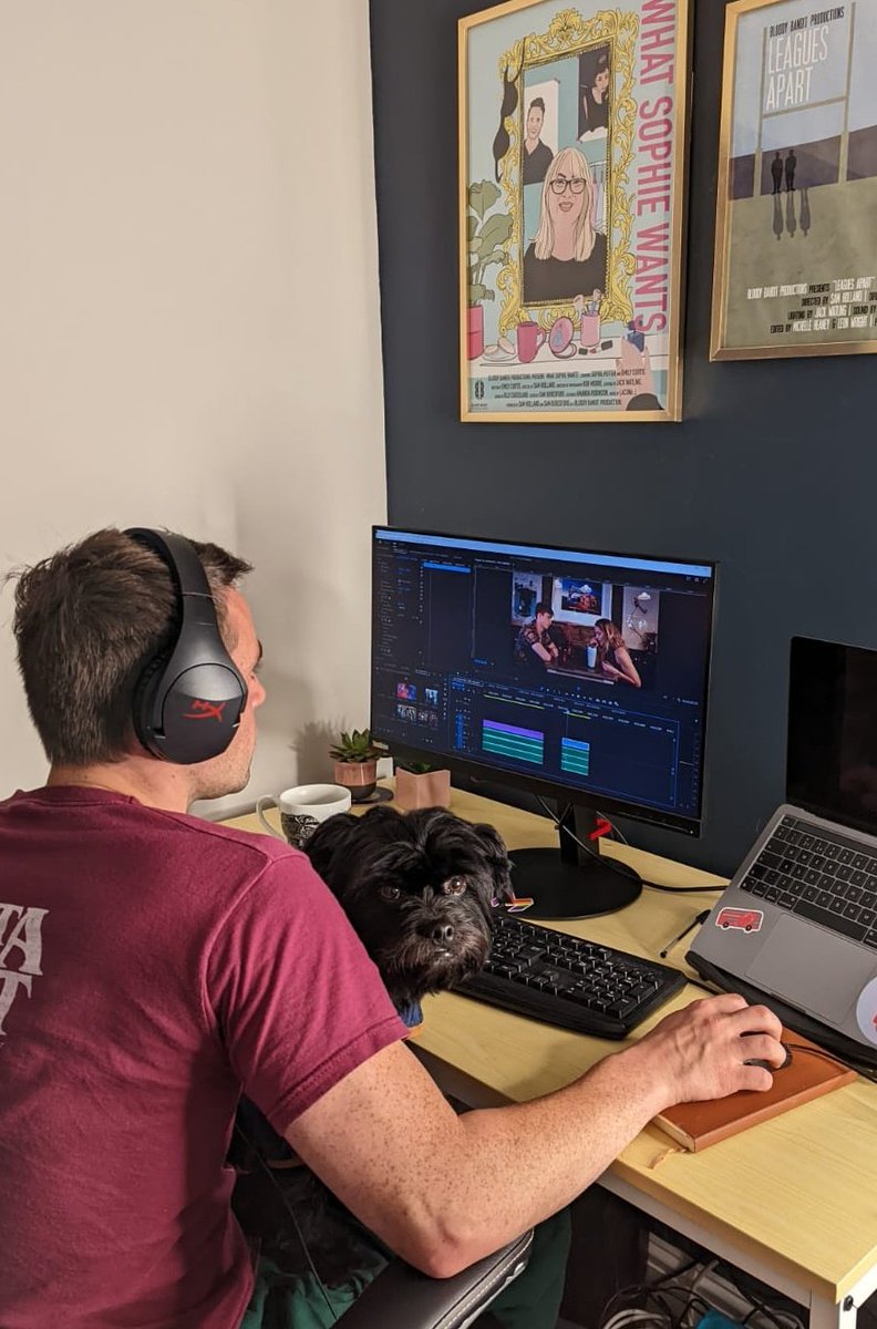 New assistant editor helping with the Peacock Method music video 😂

#videography #editing #premierepro #pupsoftwitter #dogsoftwitter