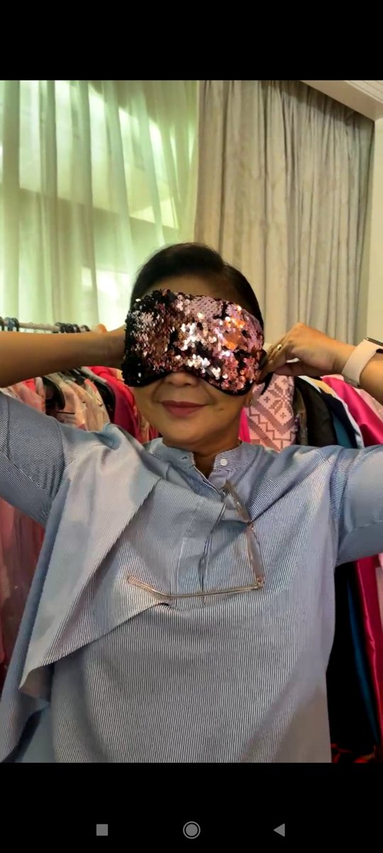 lordvato's tweet photo. anyway my favorite vp leni photo i guess 😭 https://t.co/lHjUPWyQw5