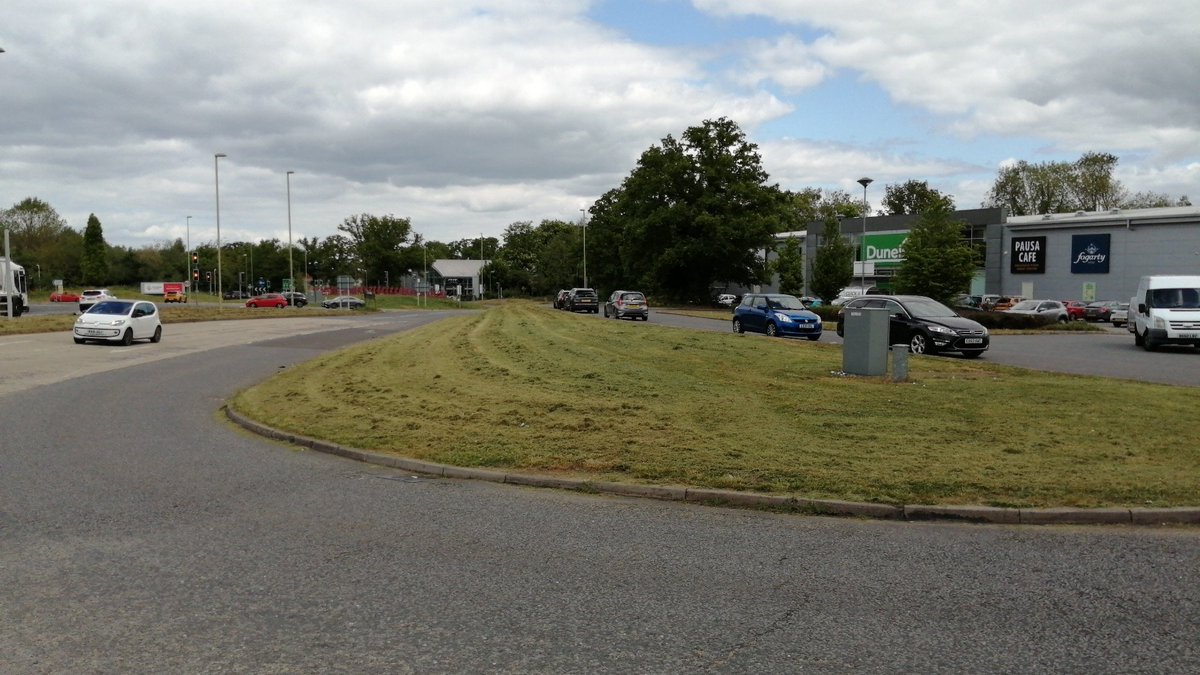 sam clift tweet media