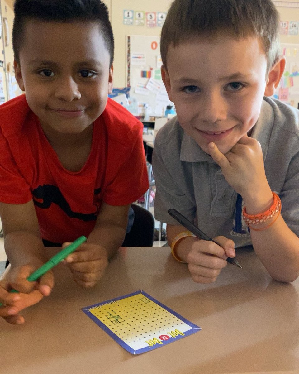 MrsKellerHPSD's tweet photo. So glad this #ThrowbackThursday game was a hit @HanStElem 😊#dotGame #division #Mathematics https://t.co/5UEbGv75XR