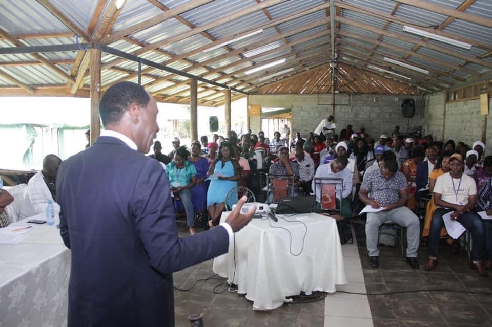 EzekielMutua's tweet photo. Pleased to join @TheMCSK Regional Committee leaders from across the country, staff, management and Directors of MCSK who are congregating at Safari Bowling Green Restaurant - City Park, Nairobi to work on the Amendment of the Memorandum &amp; Articles of Association of the Society. https://t.co/olz7Wxb0Y5